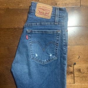 levi’s skinny jeans
